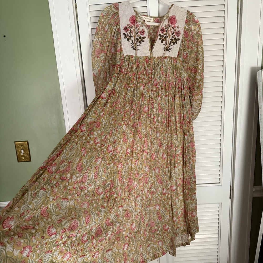 Daughters of India Floral Maxi Dress - Picture 6 of 7